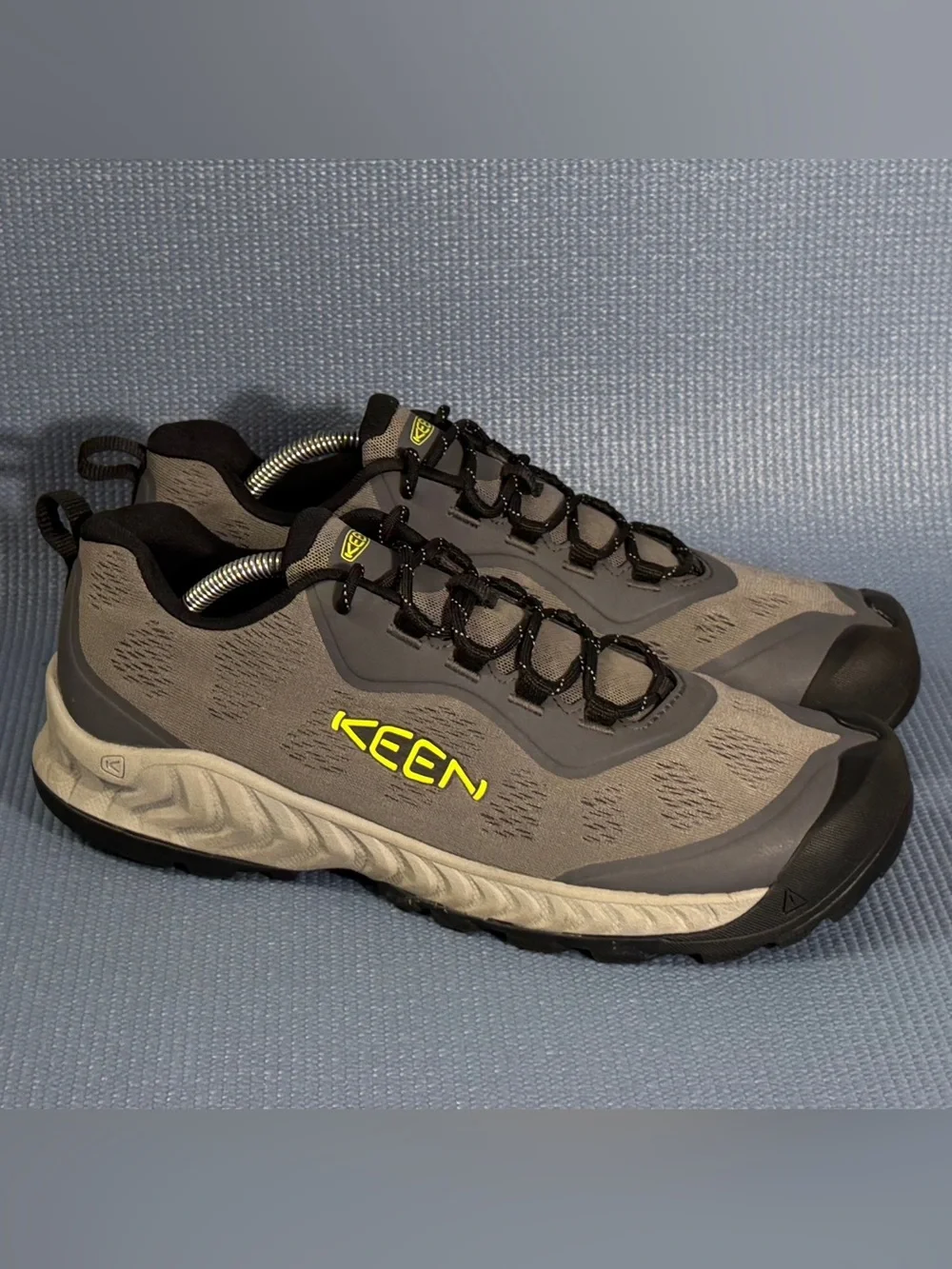 KEEN Men’s NXIS Speed Hiking Low Gray Athletic Shoes Size 11